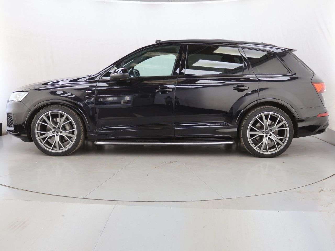 2020 AUDI Q7 2020 AUDI Q7