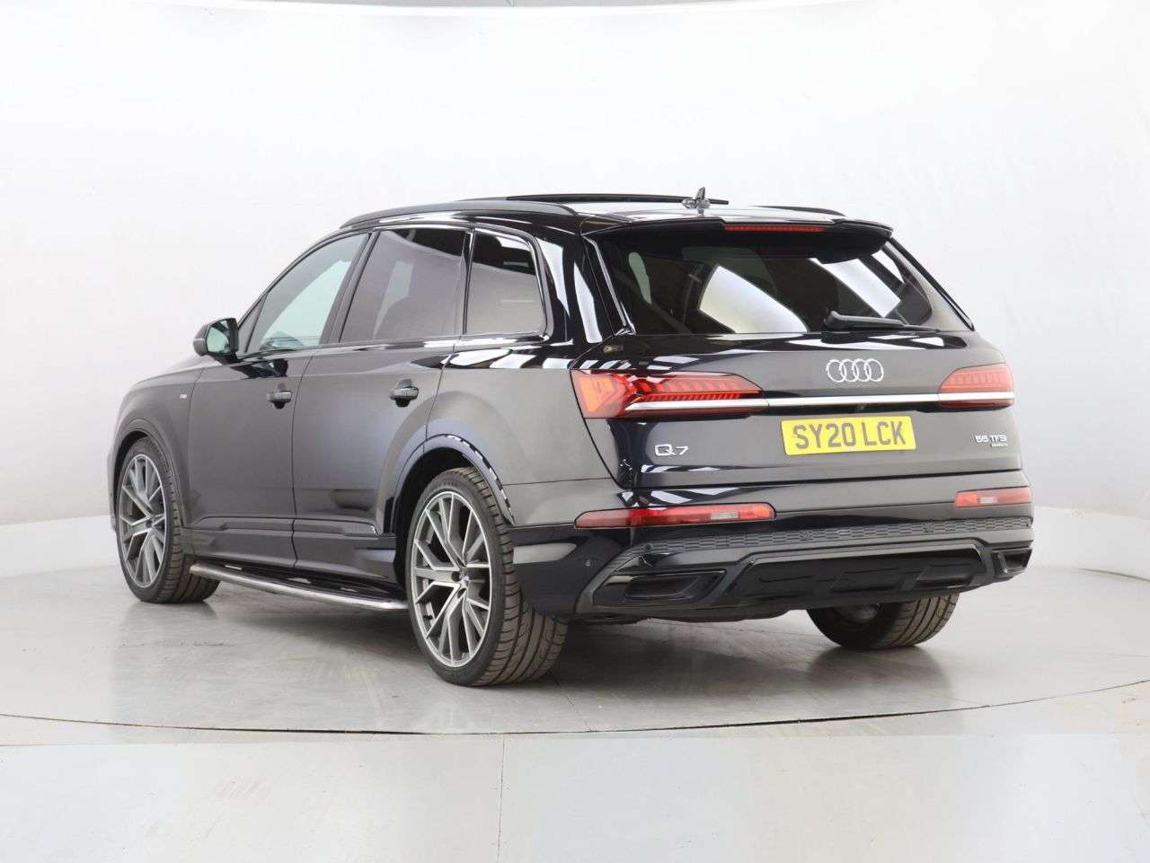 2020 AUDI Q7 2020 AUDI Q7