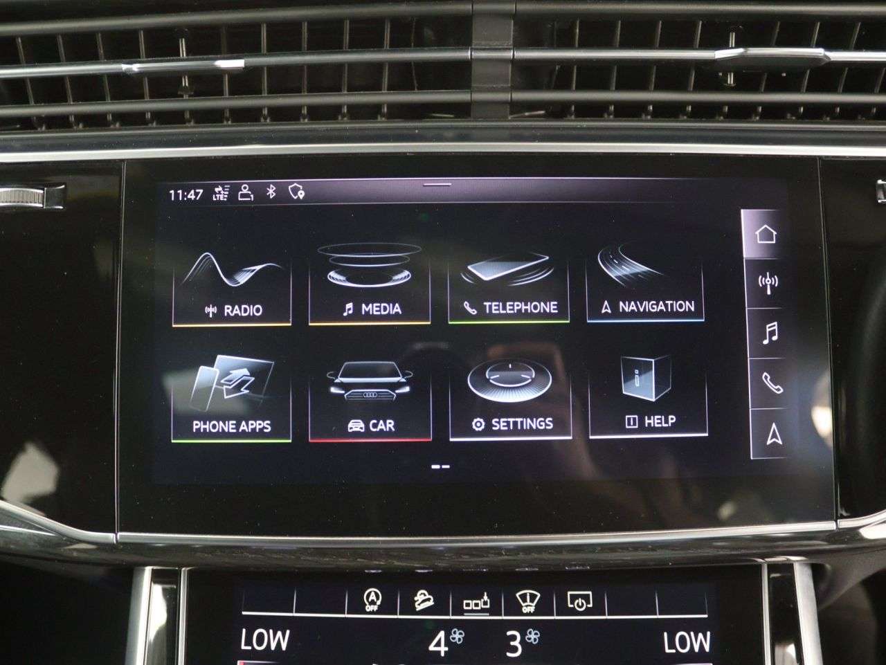 2020 AUDI Q7 2020 AUDI Q7