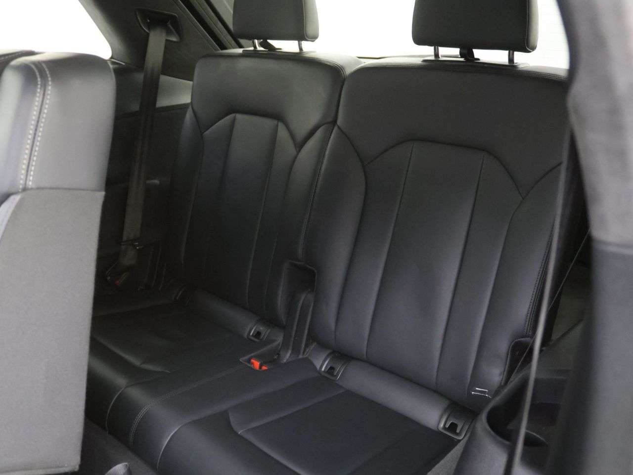 2020 AUDI Q7 2020 AUDI Q7