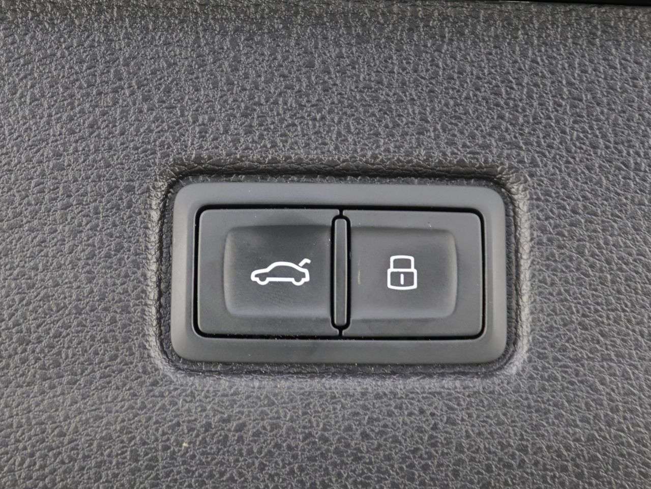 2020 AUDI Q7 2020 AUDI Q7