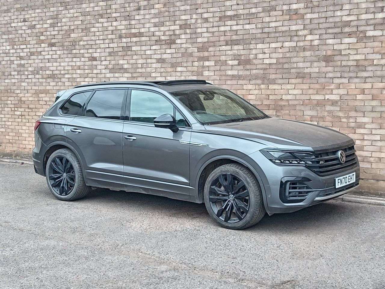 A 2020 VOLKSWAGEN TOUAREG V6 BLACK EDITION TSI A 2020 VOLKSWAGEN TOUAREG V6 BLACK EDITION TSI