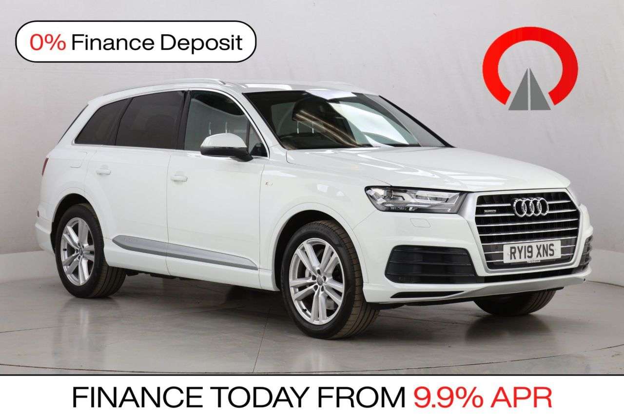 A 2019 AUDI Q7 3.0 TDI V6 45 S line SUV 5dr Diesel Tiptronic quattro Euro 6 (s/s) (231 ps) A 2019 AUDI Q7 3.0 TDI V6 45 S line SUV 5dr Diesel Tiptronic quattro Euro 6 (s/s) (231 ps)
