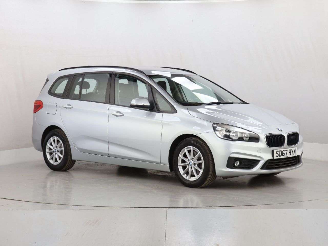 A 2017 BMW 2 SERIES GRAN TOURER 2.0 218d SE MPV 5dr Diesel Manual Euro 6 (s/s) (150 ps) A 2017 BMW 2 SERIES GRAN TOURER 2.0 218d SE MPV 5dr Diesel Manual Euro 6 (s/s) (150 ps)