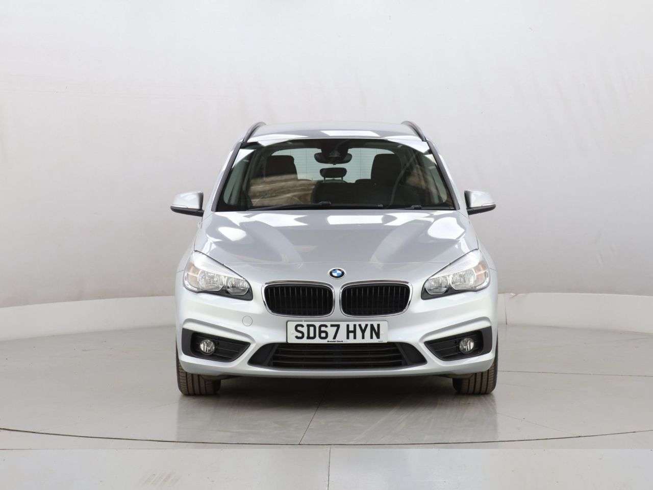 A 2017 BMW 2 SERIES GRAN TOURER 2.0 218d SE MPV 5dr Diesel Manual Euro 6 (s/s) (150 ps) A 2017 BMW 2 SERIES GRAN TOURER 2.0 218d SE MPV 5dr Diesel Manual Euro 6 (s/s) (150 ps)