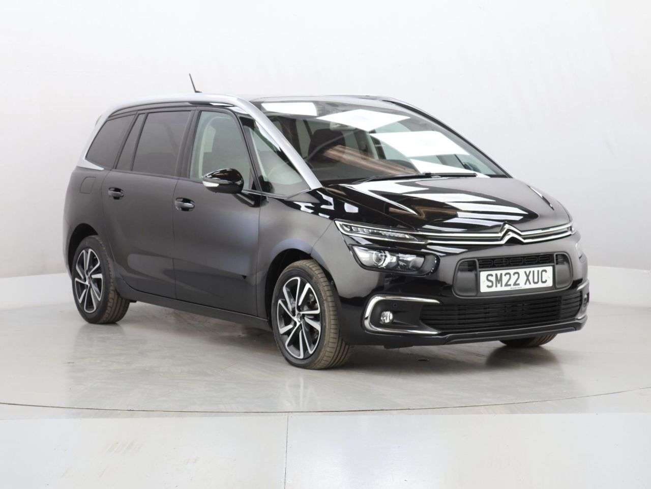 A 2022 CITROEN GRAND C4 SPACETOURER 1.2 PureTech Shine MPV 5dr Petrol EAT8 Euro 6 (s/s) (130 ps) A 2022 CITROEN GRAND C4 SPACETOURER 1.2 PureTech Shine MPV 5dr Petrol EAT8 Euro 6 (s/s) (130 ps)