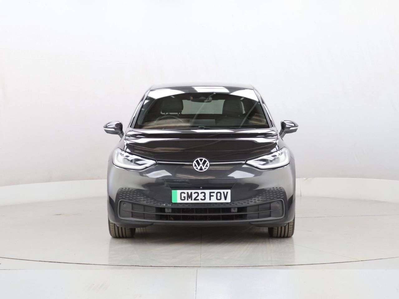 A 2023 VOLKSWAGEN ID3 Pro S 77kWh Tour Hatchback 5dr Electric Auto (4 Seat) (204 ps) A 2023 VOLKSWAGEN ID3 Pro S 77kWh Tour Hatchback 5dr Electric Auto (4 Seat) (204 ps)