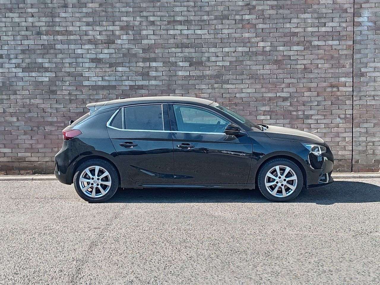 A 2020 VAUXHALL CORSA 1.2 Turbo Elite Nav Hatchback 5dr Petrol Manual Euro 6 (s/s) (100 ps) A 2020 VAUXHALL CORSA 1.2 Turbo Elite Nav Hatchback 5dr Petrol Manual Euro 6 (s/s) (100 ps)