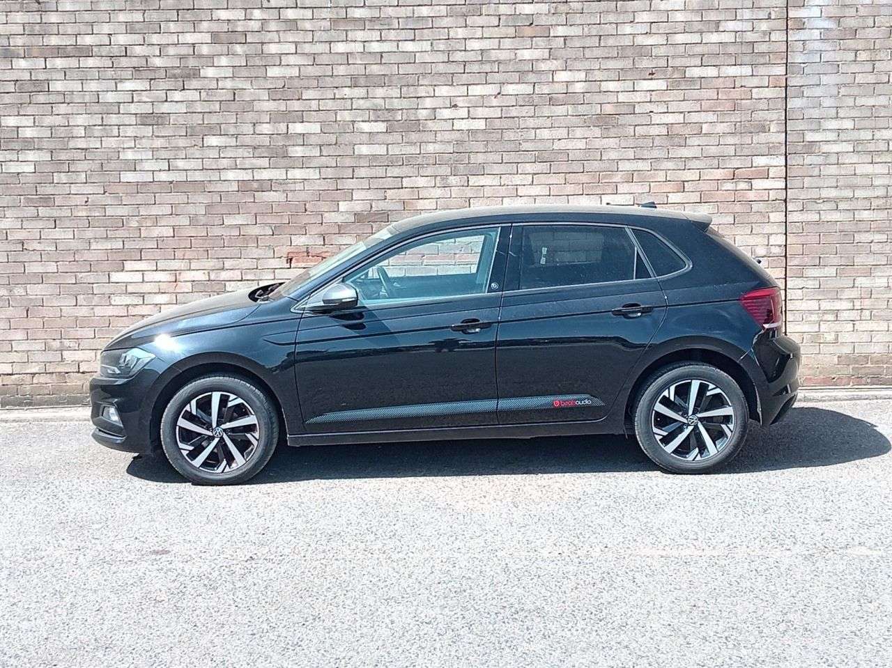 A 2021 VOLKSWAGEN POLO 1.0 EVO beats Hatchback 5dr Petrol Manual Euro 6 (s/s) (80 ps) A 2021 VOLKSWAGEN POLO 1.0 EVO beats Hatchback 5dr Petrol Manual Euro 6 (s/s) (80 ps)