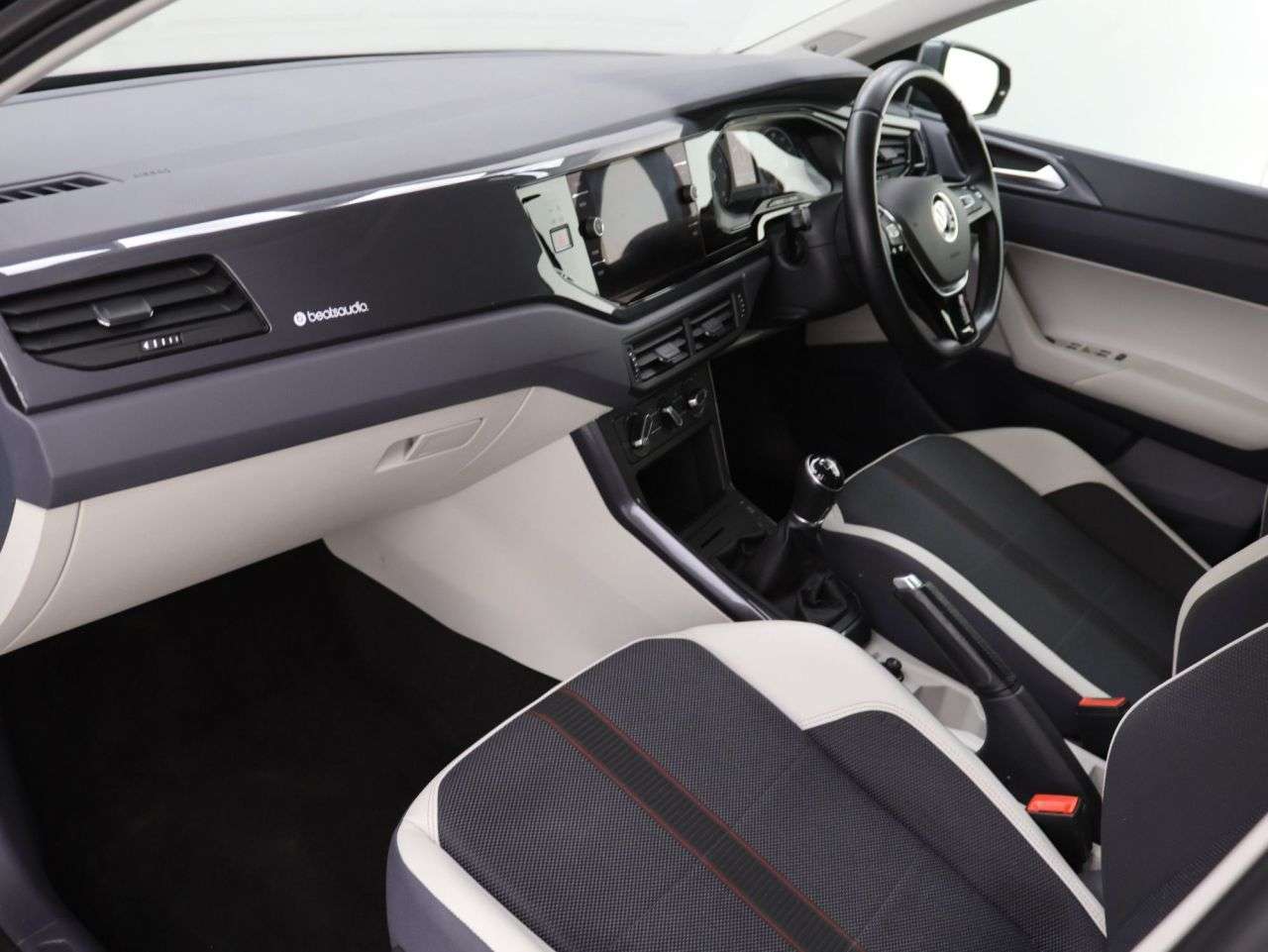 2021 VOLKSWAGEN POLO 2021 VOLKSWAGEN POLO