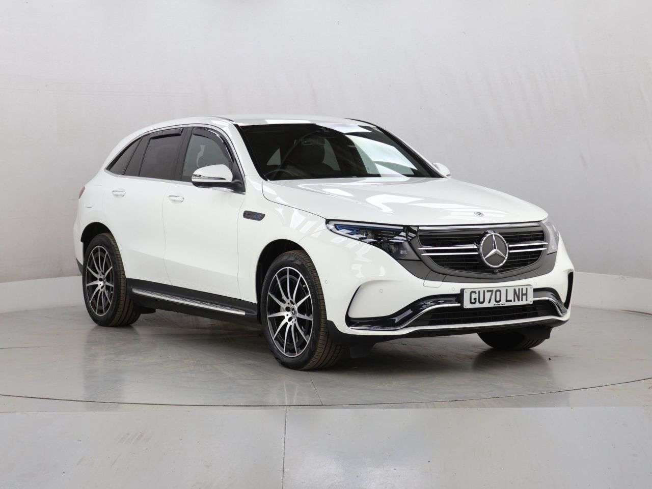 A 2020 MERCEDES-BENZ EQC EQC 400 80kWh AMG Line SUV 5dr Electric Auto 4MATIC (408 ps) A 2020 MERCEDES-BENZ EQC EQC 400 80kWh AMG Line SUV 5dr Electric Auto 4MATIC (408 ps)