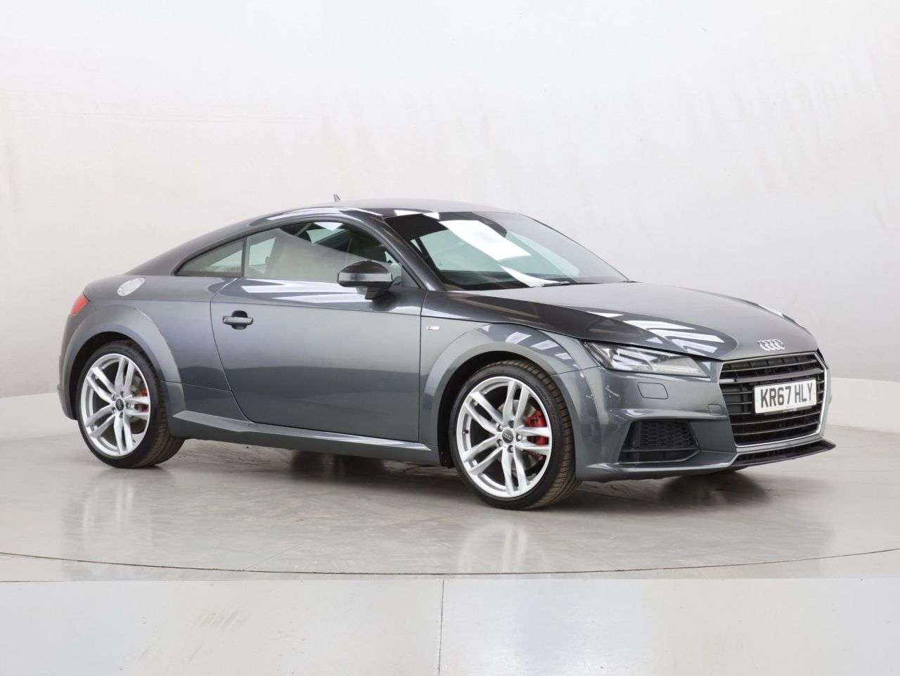 A 2017 AUDI TT 2.0 TFSI S line Coupe 3dr Petrol S Tronic Euro 6 (s/s) (230 ps) A 2017 AUDI TT 2.0 TFSI S line Coupe 3dr Petrol S Tronic Euro 6 (s/s) (230 ps)