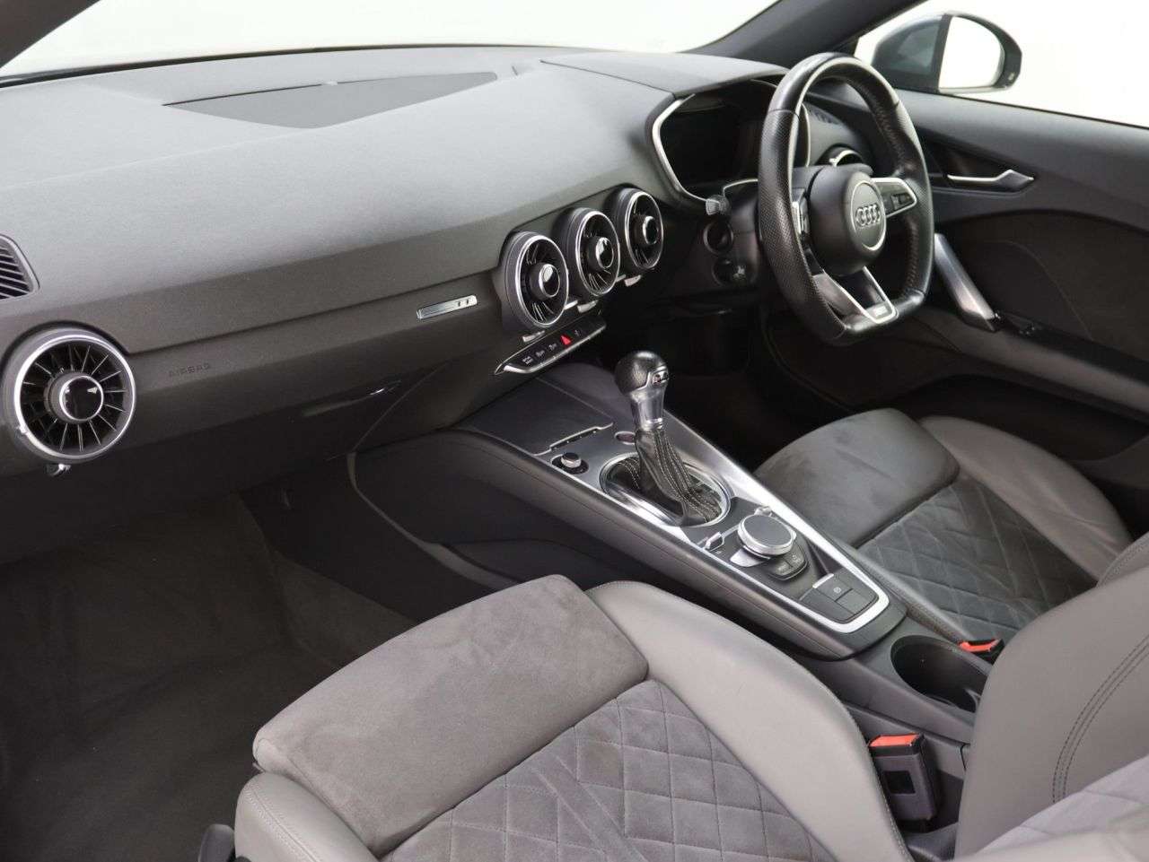 2017 AUDI TT 2017 AUDI TT