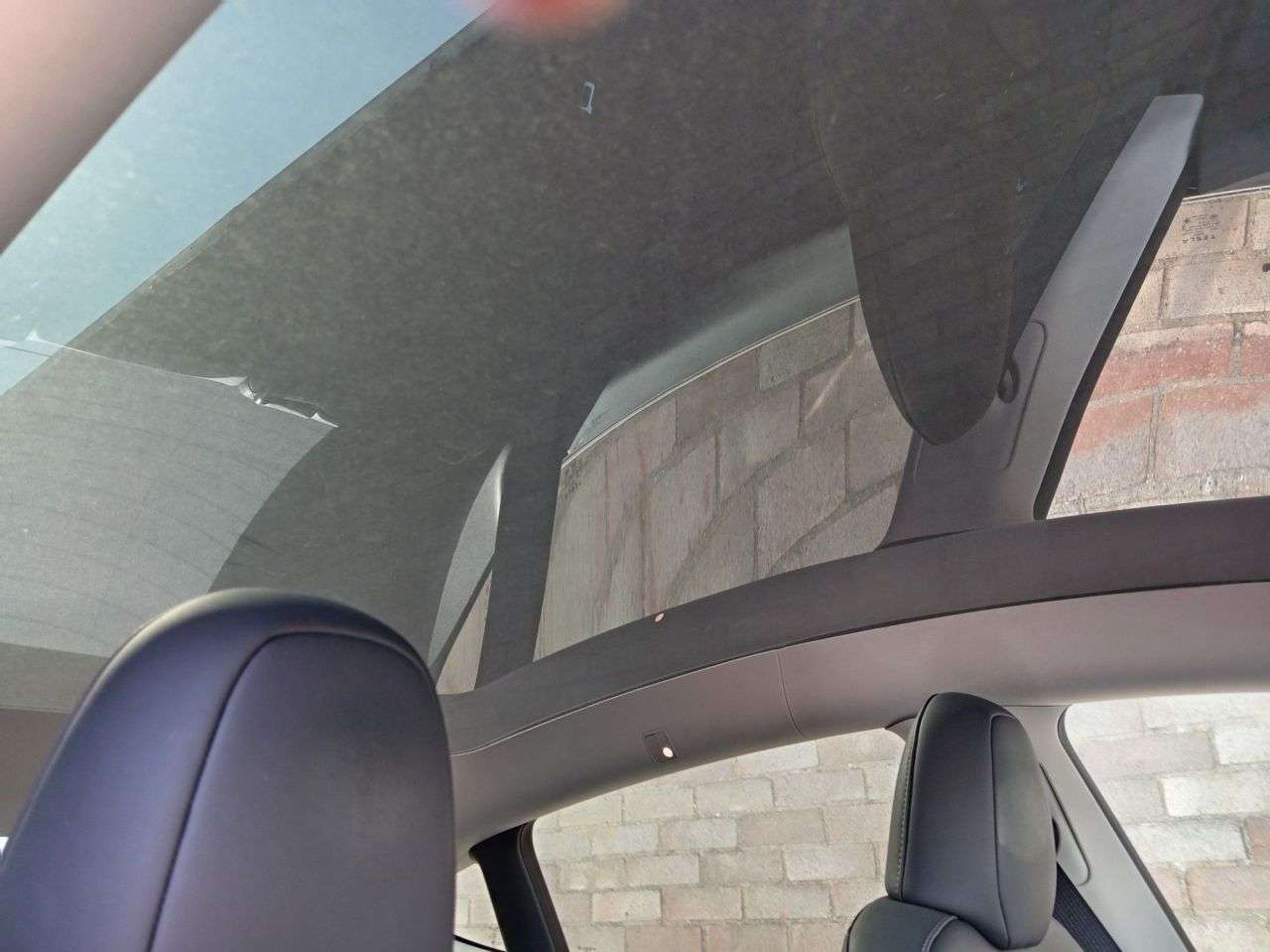 A 2024 TESLA MODEL Y SUV 5dr Electric Auto RWD (346 ps) A 2024 TESLA MODEL Y SUV 5dr Electric Auto RWD (346 ps)