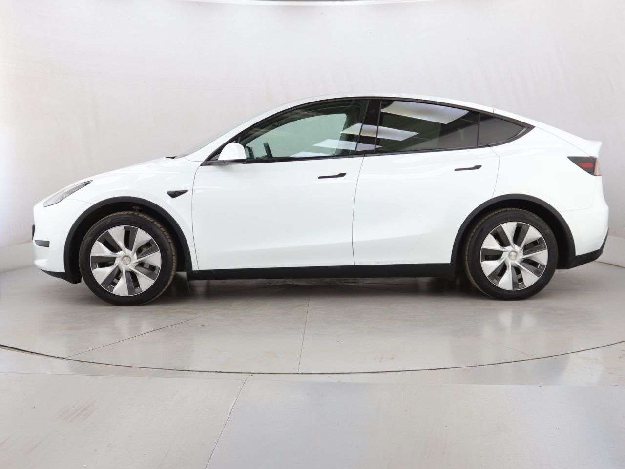 2024 TESLA MODEL Y 2024 TESLA MODEL Y