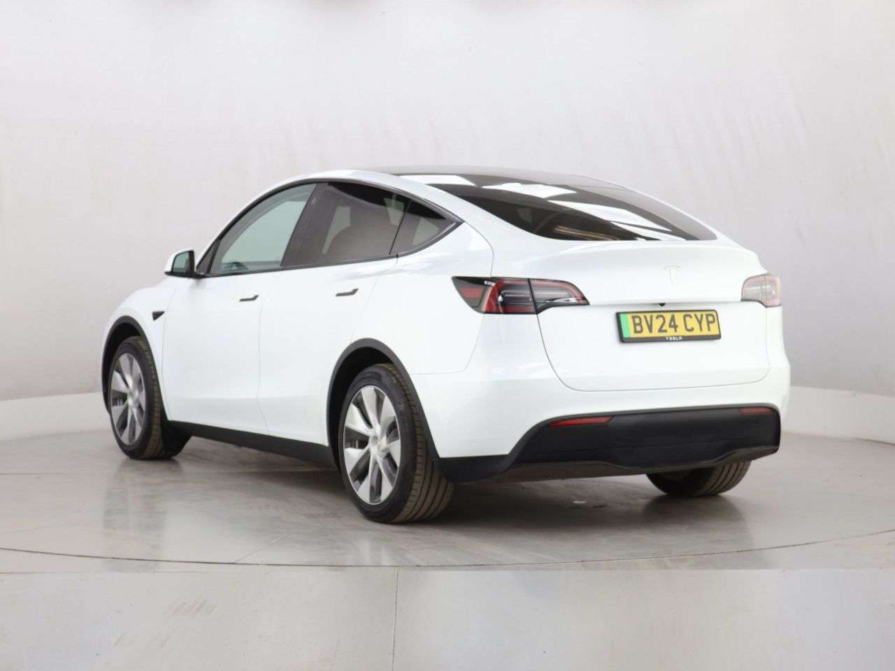 2024 TESLA MODEL Y 2024 TESLA MODEL Y