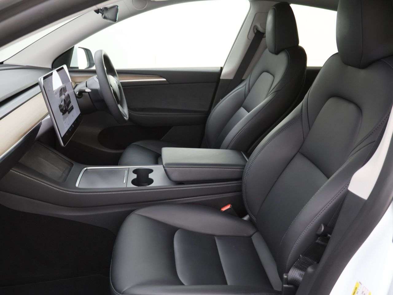 2024 TESLA MODEL Y 2024 TESLA MODEL Y