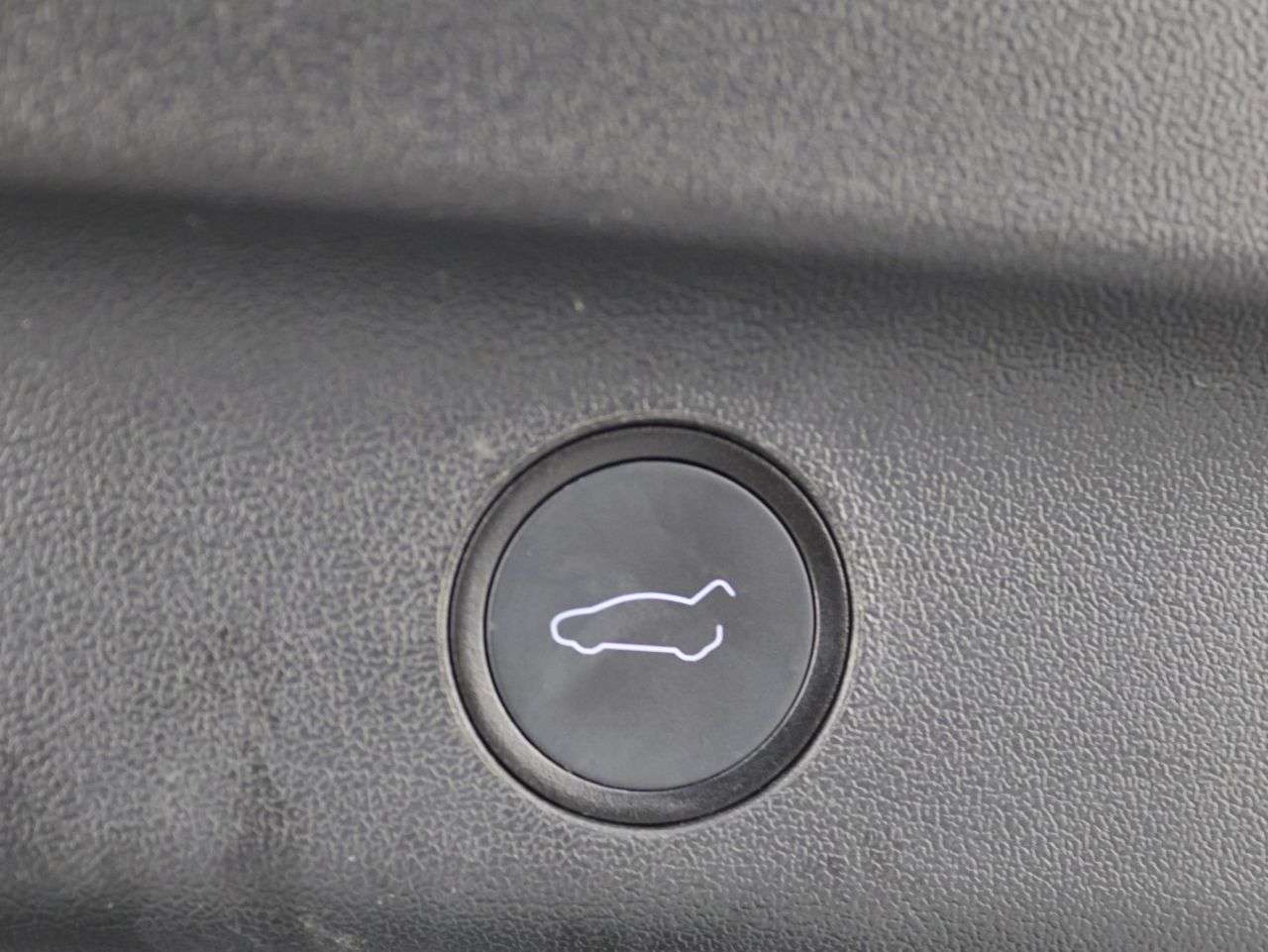2024 TESLA MODEL Y 2024 TESLA MODEL Y