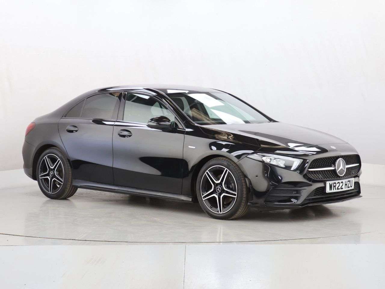 A 2022 MERCEDES-BENZ A CLASS 1.3 A180 AMG Line Edition (Executive) Saloon 4dr Petrol 7G-DCT Euro 6 (s/s) A 2022 MERCEDES-BENZ A CLASS 1.3 A180 AMG Line Edition (Executive) Saloon 4dr Petrol 7G-DCT Euro 6 (s/s)