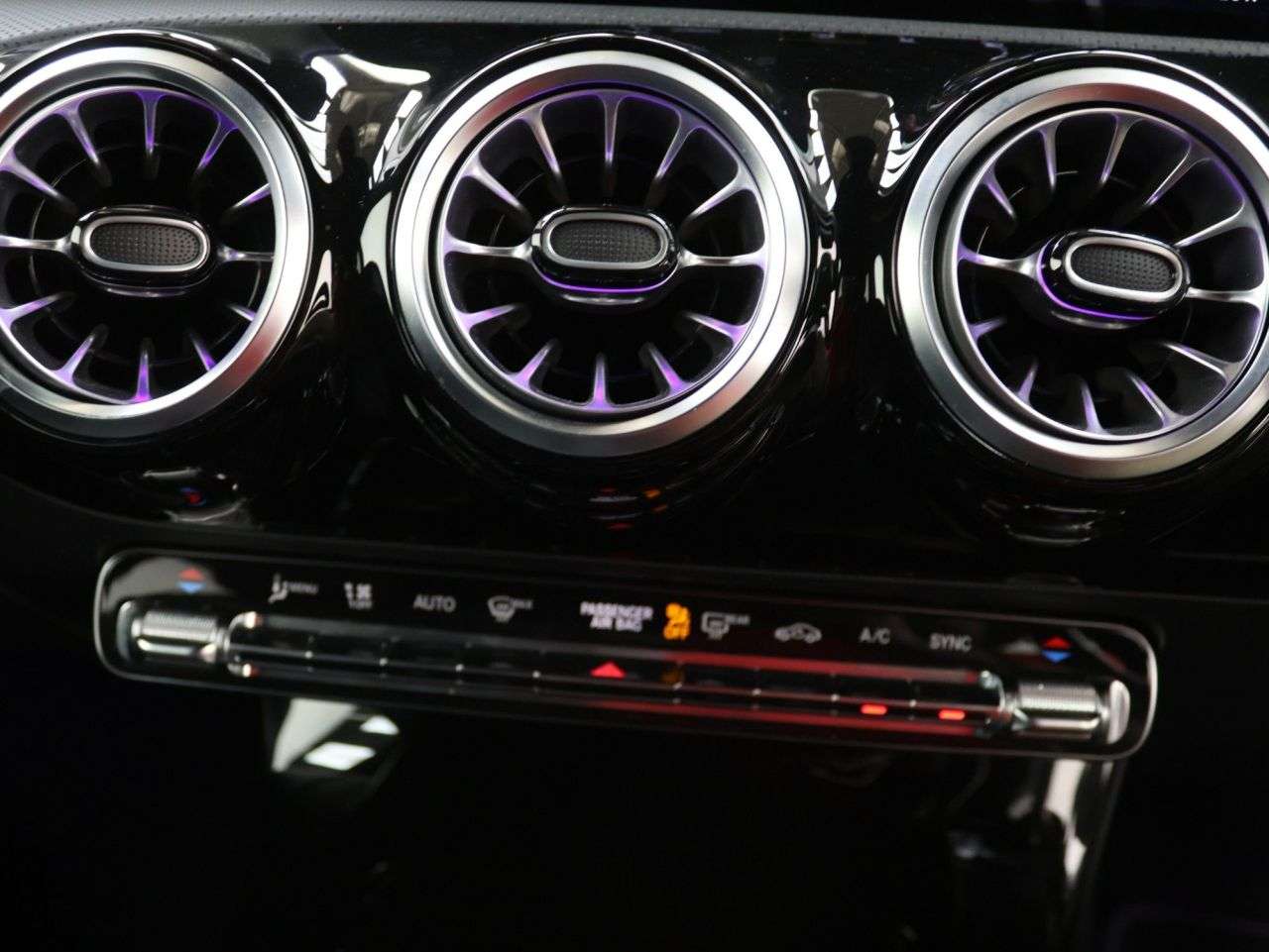 2022 MERCEDES-BENZ A CLASS 2022 MERCEDES-BENZ A CLASS