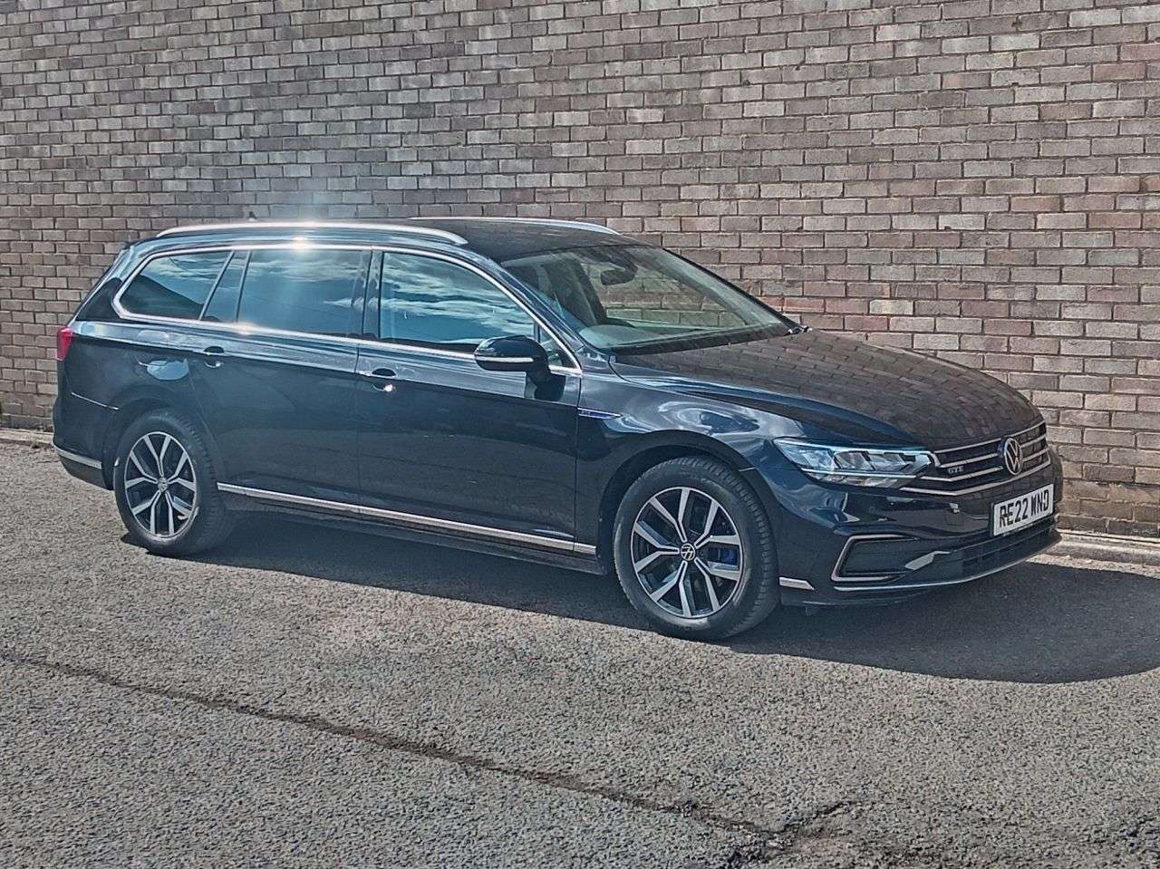A 2022 VOLKSWAGEN PASSAT 1.4 TSI 13kWh GTE Estate 5dr Petrol Plug-in Hybrid DSG Euro 6 (s/s) (218 ps A 2022 VOLKSWAGEN PASSAT 1.4 TSI 13kWh GTE Estate 5dr Petrol Plug-in Hybrid DSG Euro 6 (s/s) (218 ps