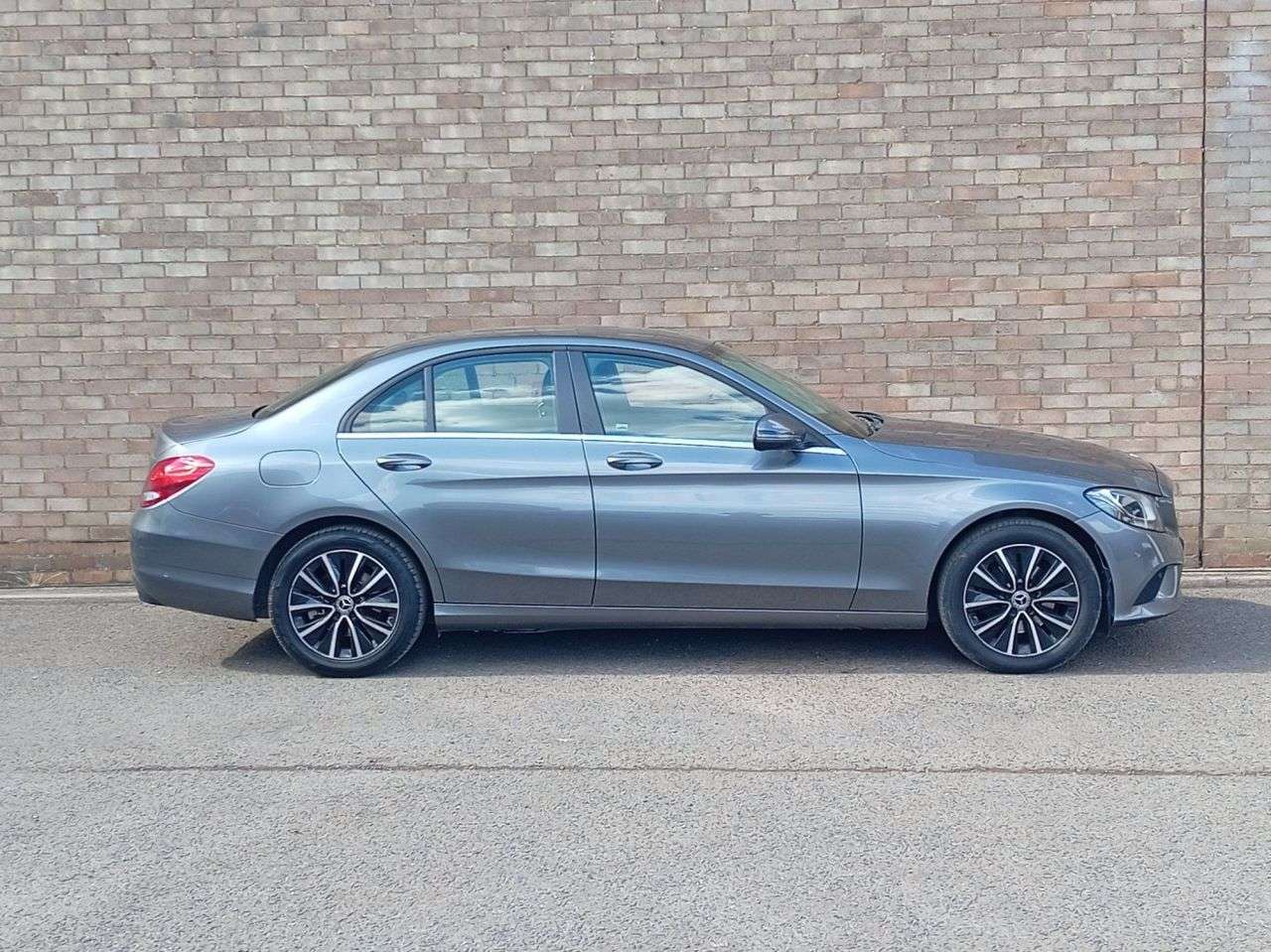 A 2018 MERCEDES C CLASS C 200 SE A 2018 MERCEDES C CLASS C 200 SE
