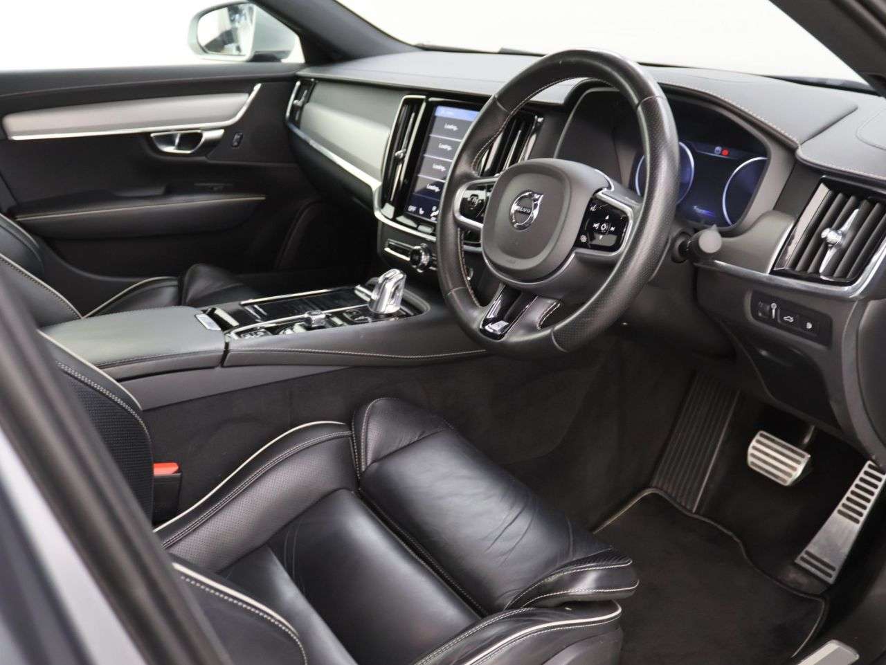2017 VOLVO S90 2017 VOLVO S90
