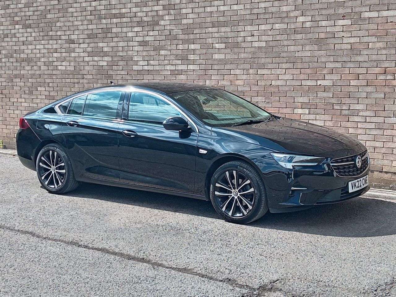 A 2022 VAUXHALL INSIGNIA 1.5 Turbo D SE Edition Grand Sport 5dr Diesel Manual Euro 6 (s/s) (122 ps) A 2022 VAUXHALL INSIGNIA 1.5 Turbo D SE Edition Grand Sport 5dr Diesel Manual Euro 6 (s/s) (122 ps)
