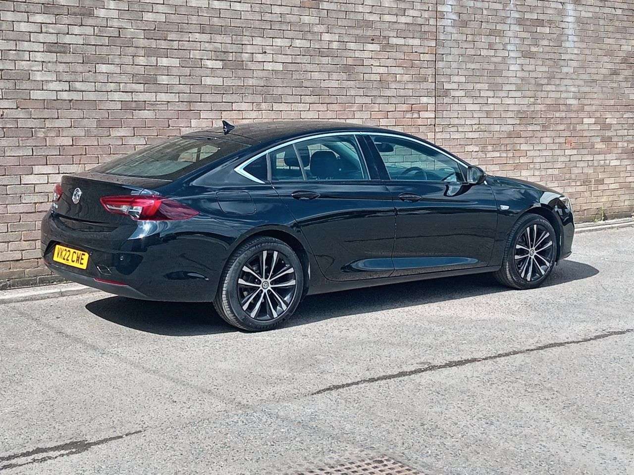 A 2022 VAUXHALL INSIGNIA 1.5 Turbo D SE Edition Grand Sport 5dr Diesel Manual Euro 6 (s/s) (122 ps) A 2022 VAUXHALL INSIGNIA 1.5 Turbo D SE Edition Grand Sport 5dr Diesel Manual Euro 6 (s/s) (122 ps)