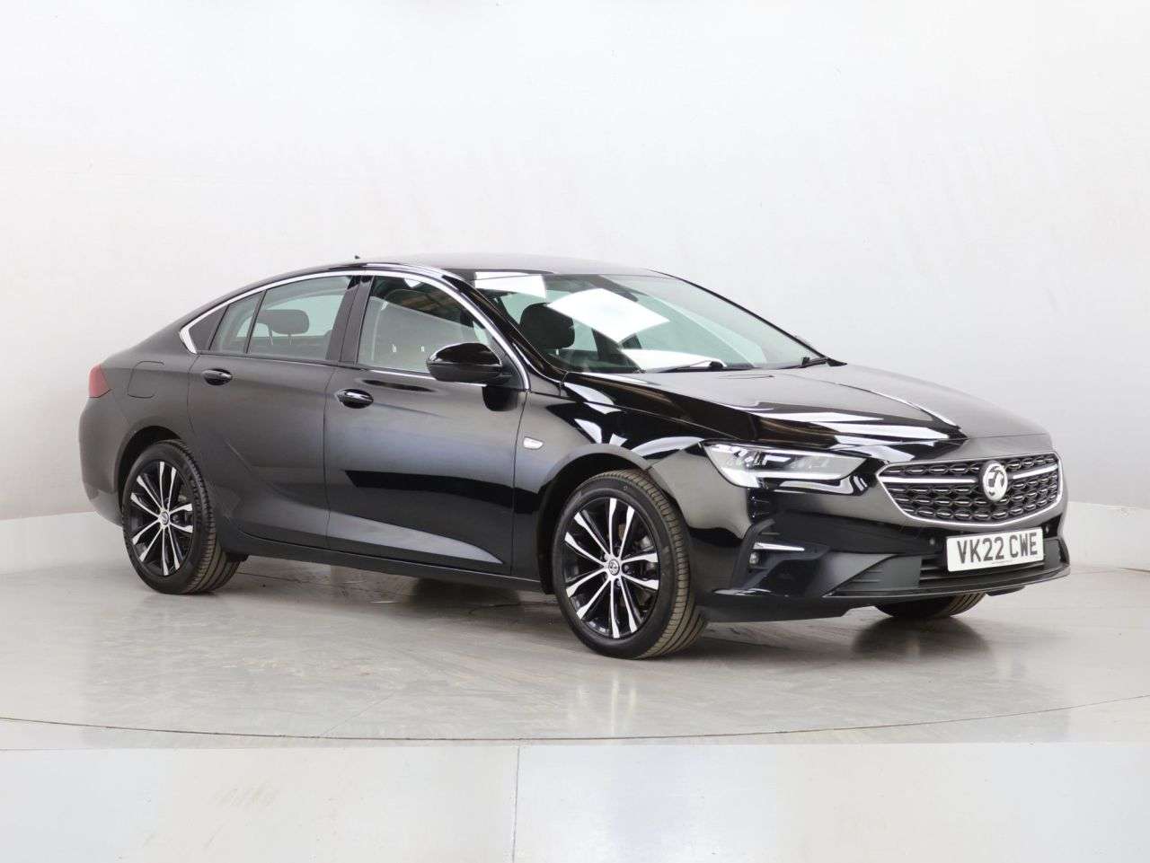 A 2022 VAUXHALL INSIGNIA 1.5 Turbo D SE Edition Grand Sport 5dr Diesel Manual Euro 6 (s/s) (122 ps) A 2022 VAUXHALL INSIGNIA 1.5 Turbo D SE Edition Grand Sport 5dr Diesel Manual Euro 6 (s/s) (122 ps)