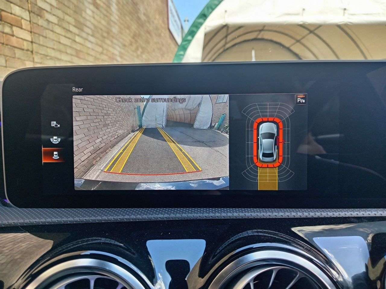 A 2019 MERCEDES-BENZ A CLASS 1.5 A180d AMG Line (Premium) Saloon 4dr Diesel 7G-DCT Euro 6 (s/s) (116 ps) A 2019 MERCEDES-BENZ A CLASS 1.5 A180d AMG Line (Premium) Saloon 4dr Diesel 7G-DCT Euro 6 (s/s) (116 ps)