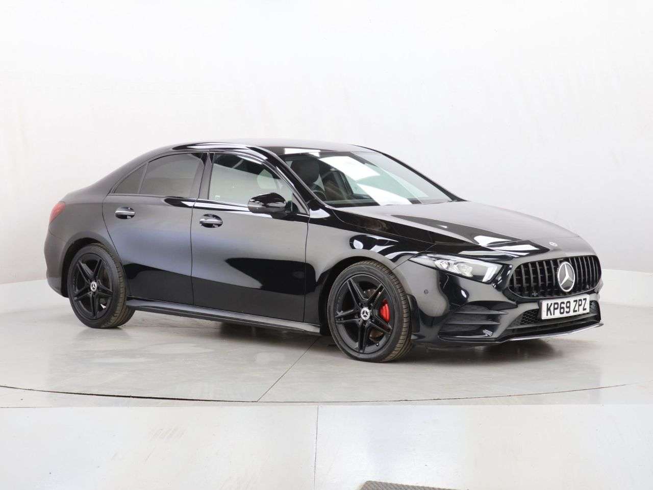 A 2019 MERCEDES-BENZ A CLASS 1.5 A180d AMG Line (Premium) Saloon 4dr Diesel 7G-DCT Euro 6 (s/s) (116 ps) A 2019 MERCEDES-BENZ A CLASS 1.5 A180d AMG Line (Premium) Saloon 4dr Diesel 7G-DCT Euro 6 (s/s) (116 ps)