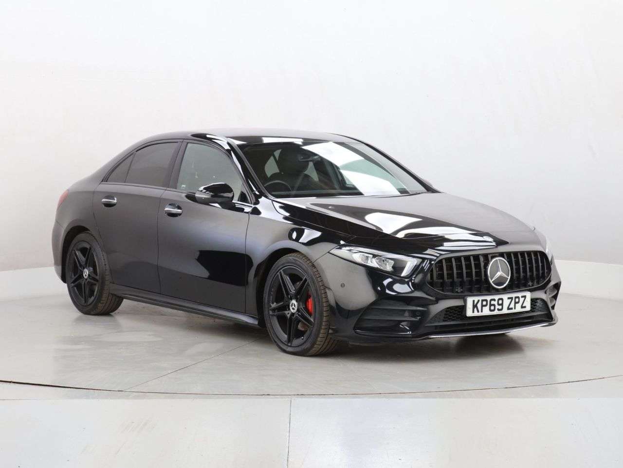 A 2019 MERCEDES-BENZ A CLASS 1.5 A180d AMG Line (Premium) Saloon 4dr Diesel 7G-DCT Euro 6 (s/s) (116 ps) A 2019 MERCEDES-BENZ A CLASS 1.5 A180d AMG Line (Premium) Saloon 4dr Diesel 7G-DCT Euro 6 (s/s) (116 ps)