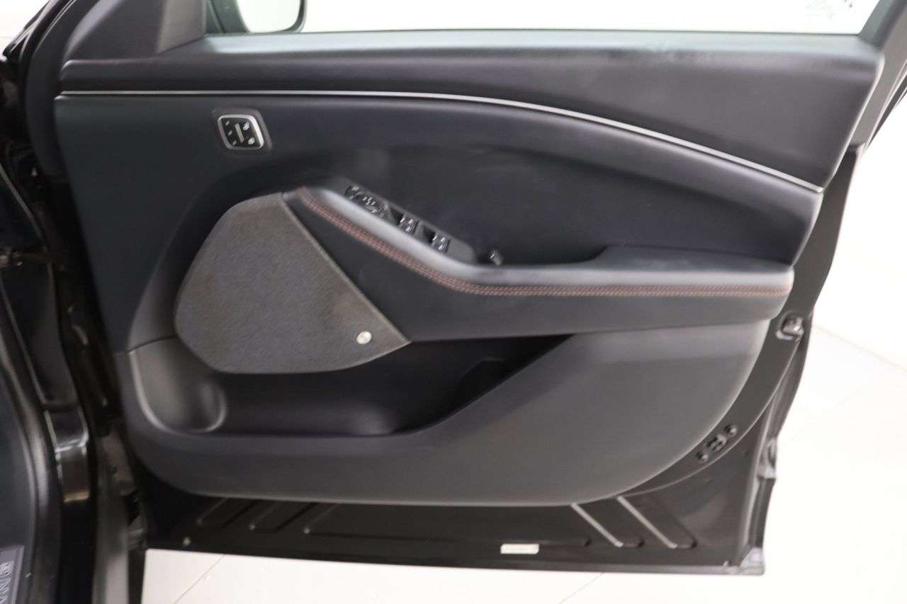 2022 FORD MUSTANG MACH-E 2022 FORD MUSTANG MACH-E