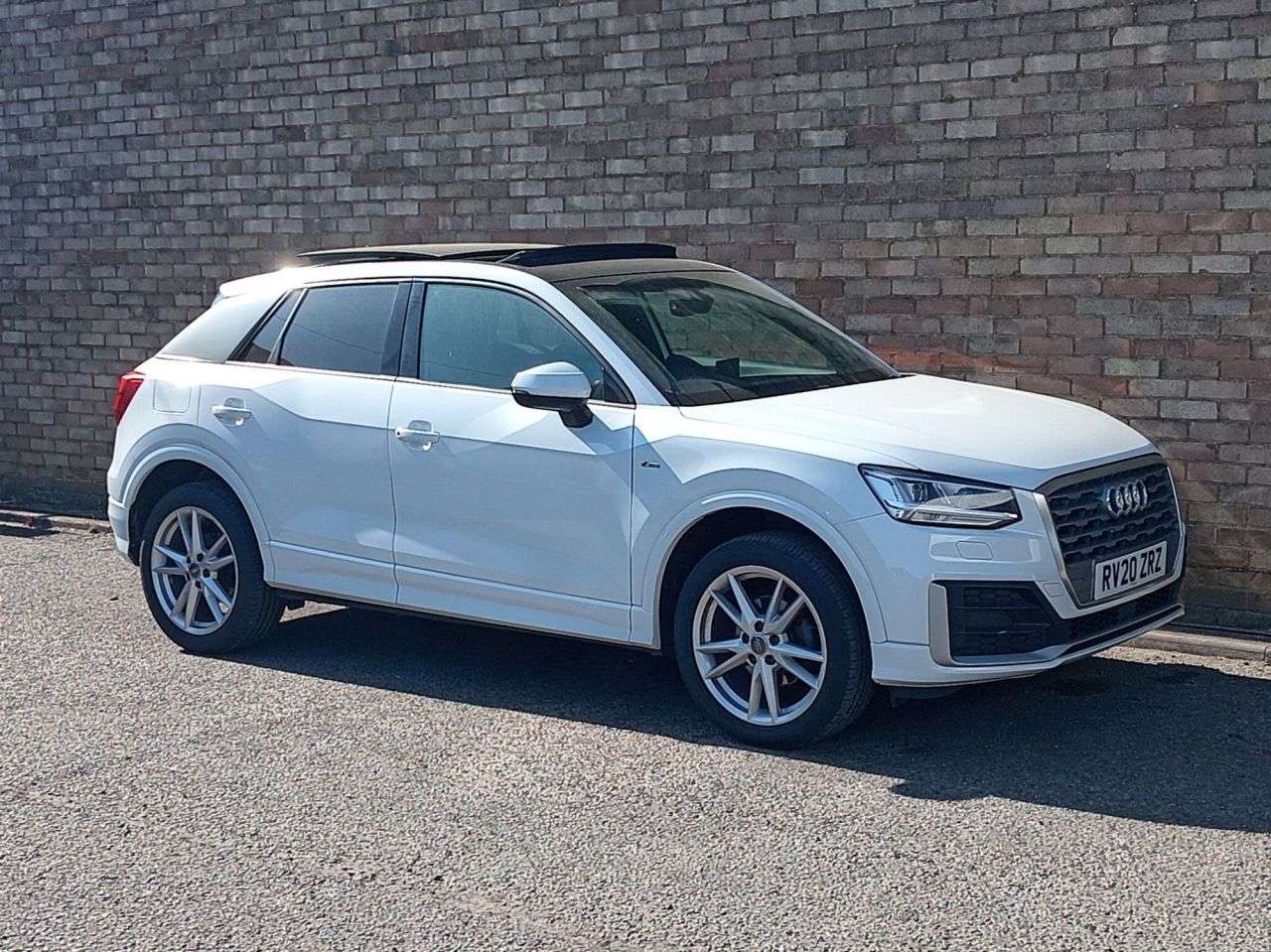 A 2020 AUDI Q2 1.0 TFSI 30 S line SUV 5dr Petrol Manual Euro 6 (s/s) (116 ps) A 2020 AUDI Q2 1.0 TFSI 30 S line SUV 5dr Petrol Manual Euro 6 (s/s) (116 ps)