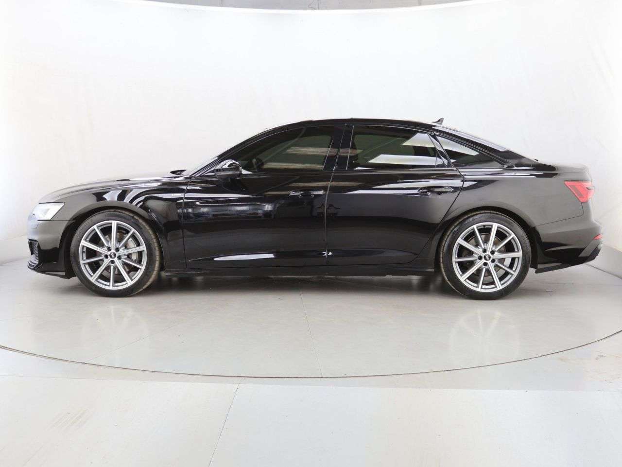 2022 AUDI A6 SALOON 2022 AUDI A6 SALOON