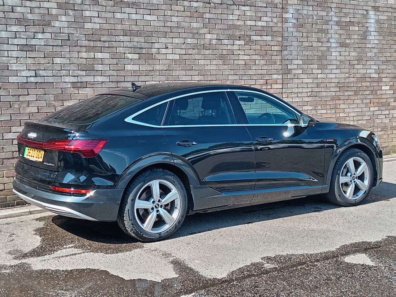 2022 AUDI E-TRON 2022 AUDI E-TRON