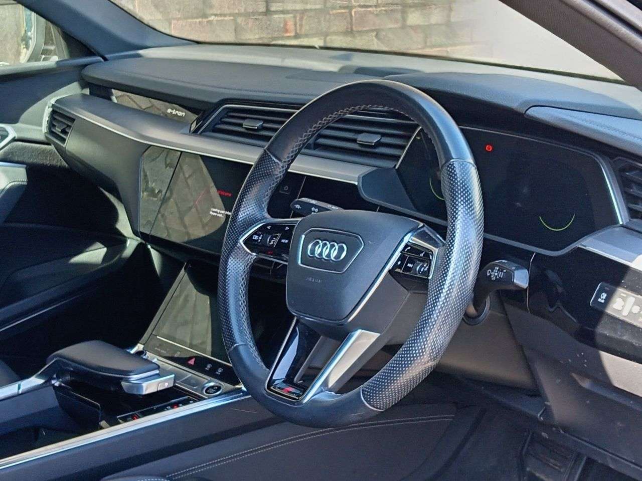 2022 AUDI E-TRON 2022 AUDI E-TRON