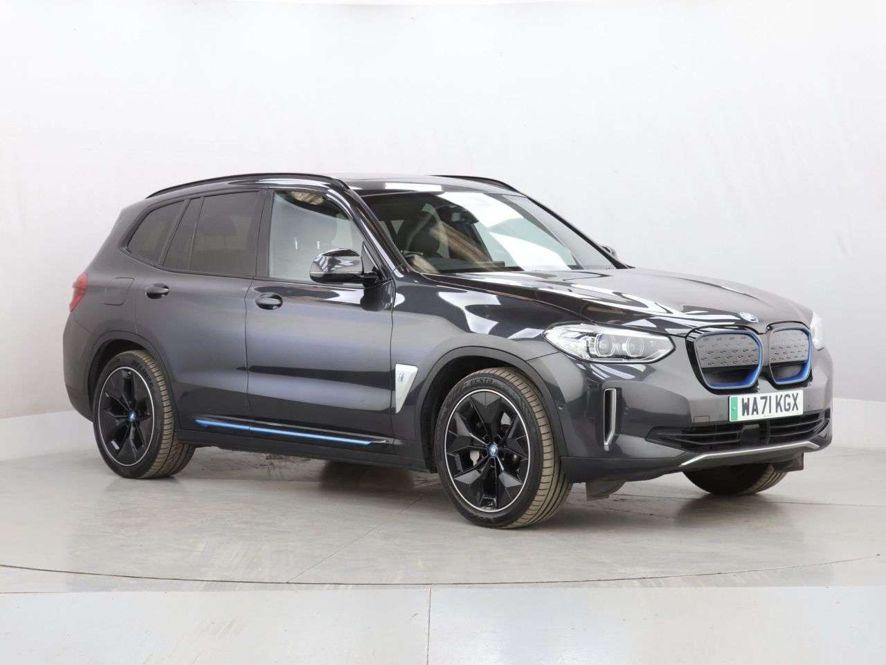 A 2021 BMW IX3 80kWh Premier Edition SUV 5dr Electric Auto (286 ps) A 2021 BMW IX3 80kWh Premier Edition SUV 5dr Electric Auto (286 ps)