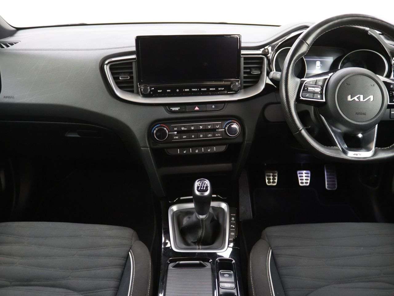 2023 KIA XCEED 2023 KIA XCEED