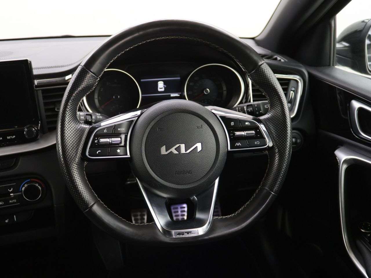 2023 KIA XCEED 2023 KIA XCEED