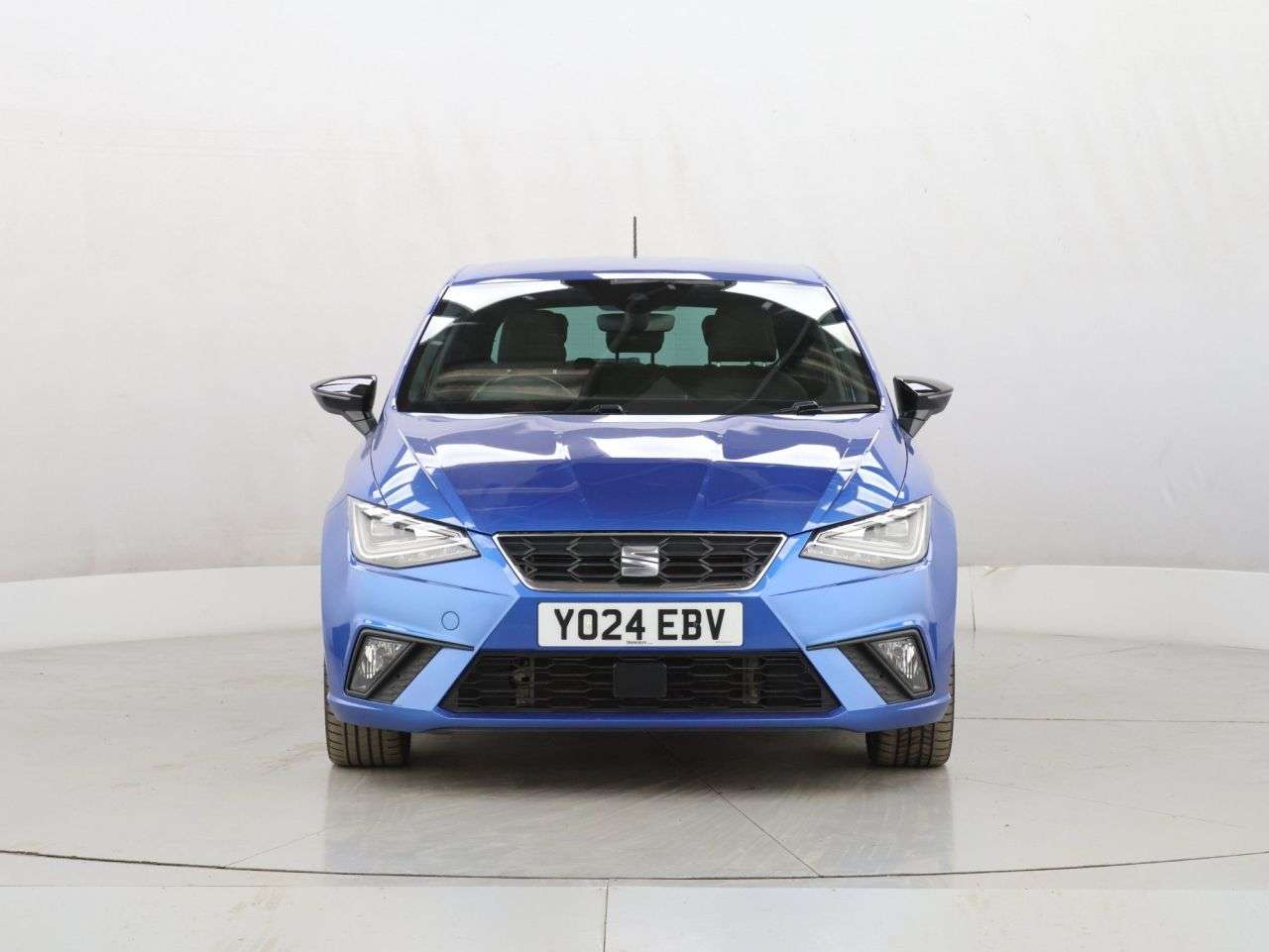 A 2024 SEAT IBIZA 1.0 TSI FR Sport Hatchback 5dr Petrol DSG Euro 6 (s/s) (115 ps) A 2024 SEAT IBIZA 1.0 TSI FR Sport Hatchback 5dr Petrol DSG Euro 6 (s/s) (115 ps)