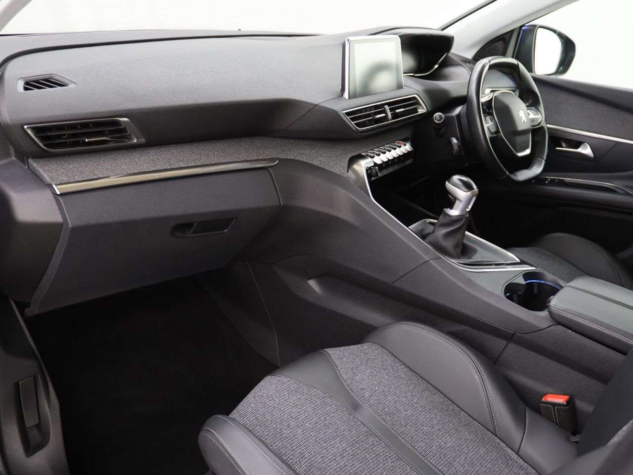 2020 PEUGEOT 3008 2020 PEUGEOT 3008