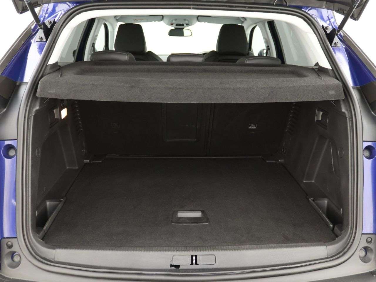 2020 PEUGEOT 3008 2020 PEUGEOT 3008