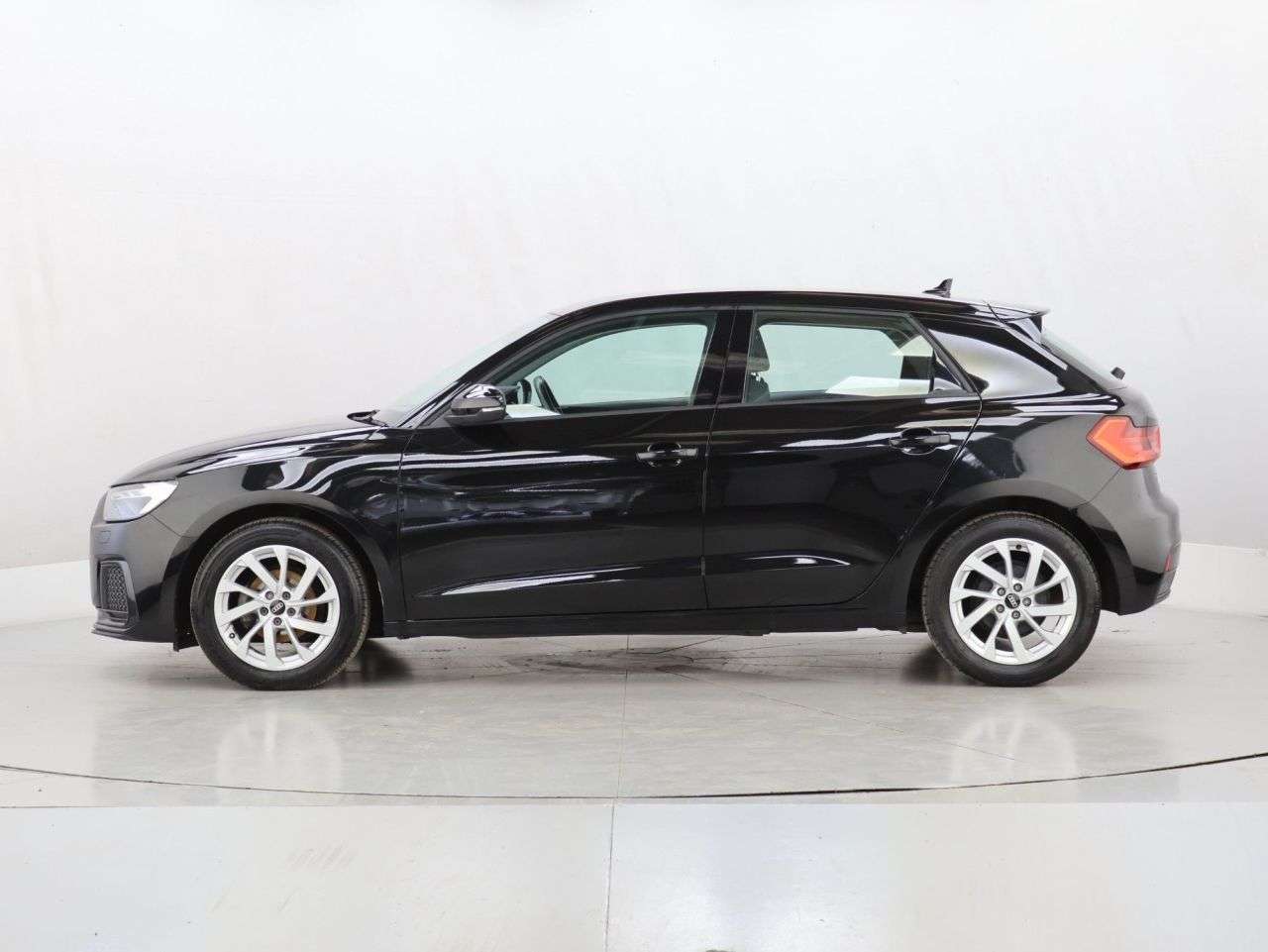 2021 AUDI A1 2021 AUDI A1