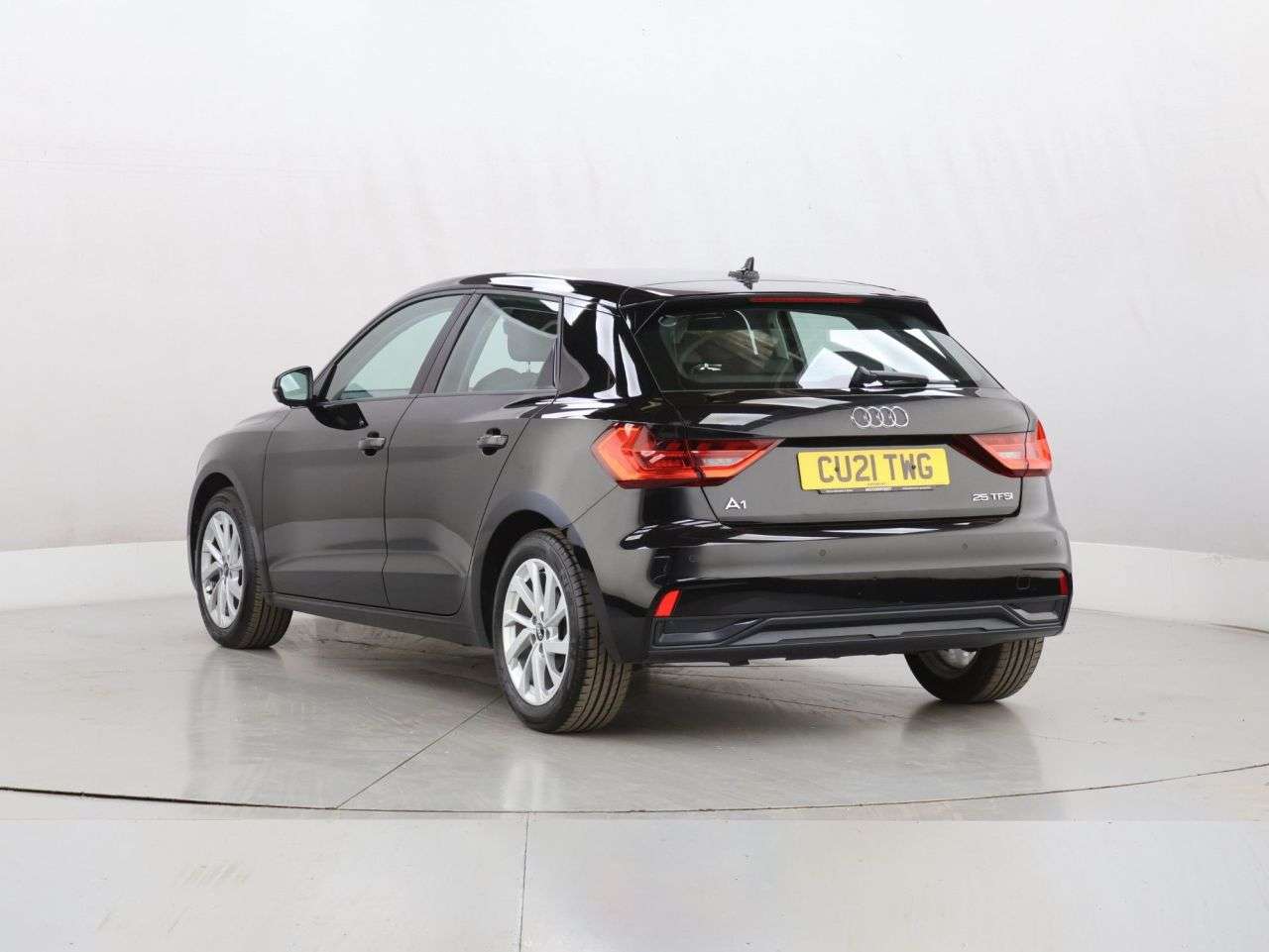 2021 AUDI A1 2021 AUDI A1