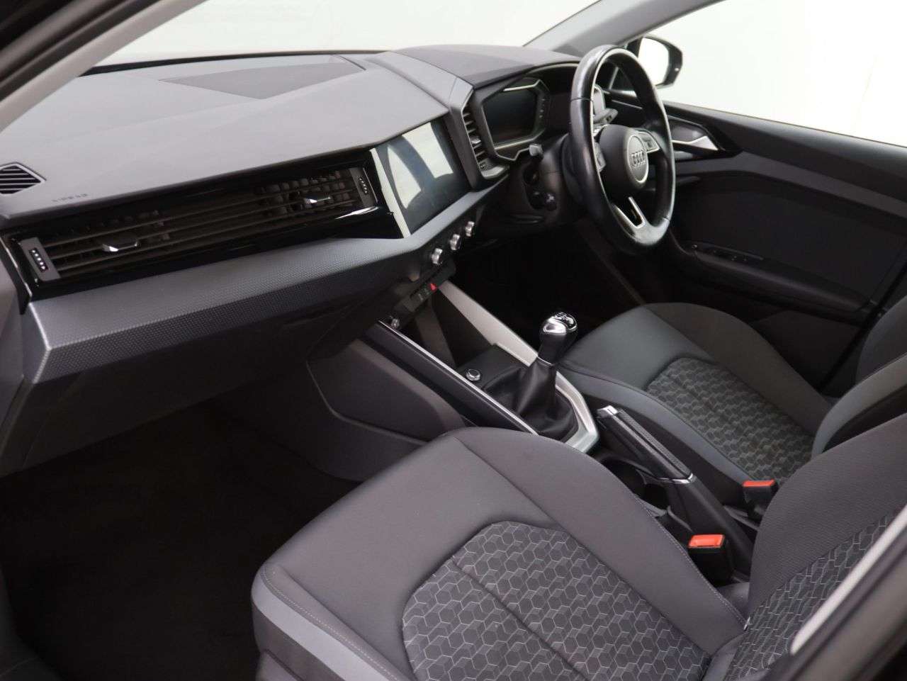 2021 AUDI A1 2021 AUDI A1