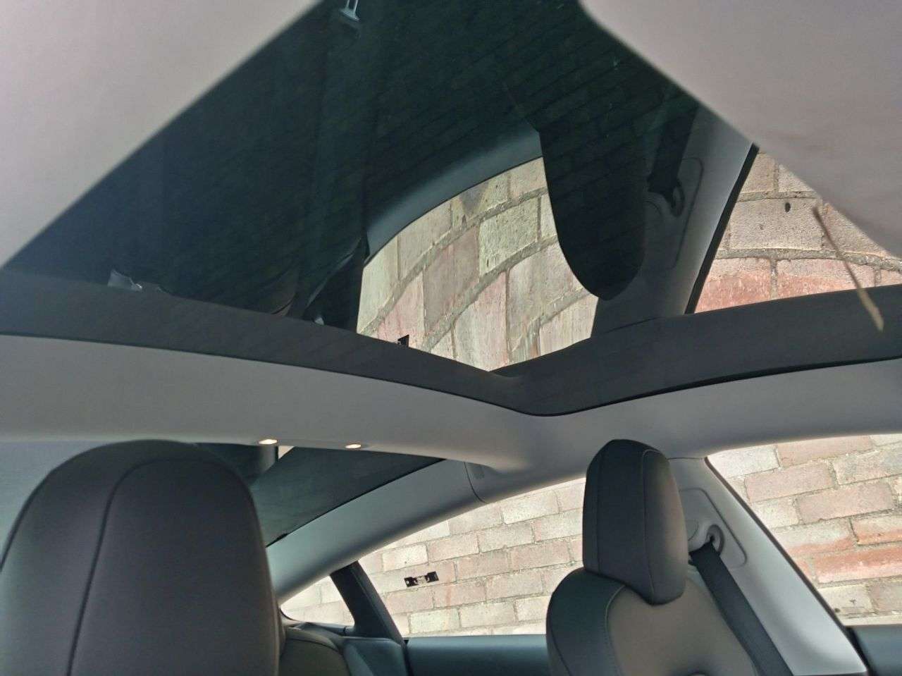 A 2021 TESLA MODEL 3 (Dual Motor) Long Range Saloon 4dr Electric Auto 4WDE (346 ps) A 2021 TESLA MODEL 3 (Dual Motor) Long Range Saloon 4dr Electric Auto 4WDE (346 ps)