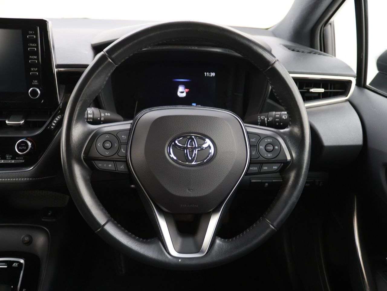 2021 TOYOTA COROLLA 2021 TOYOTA COROLLA
