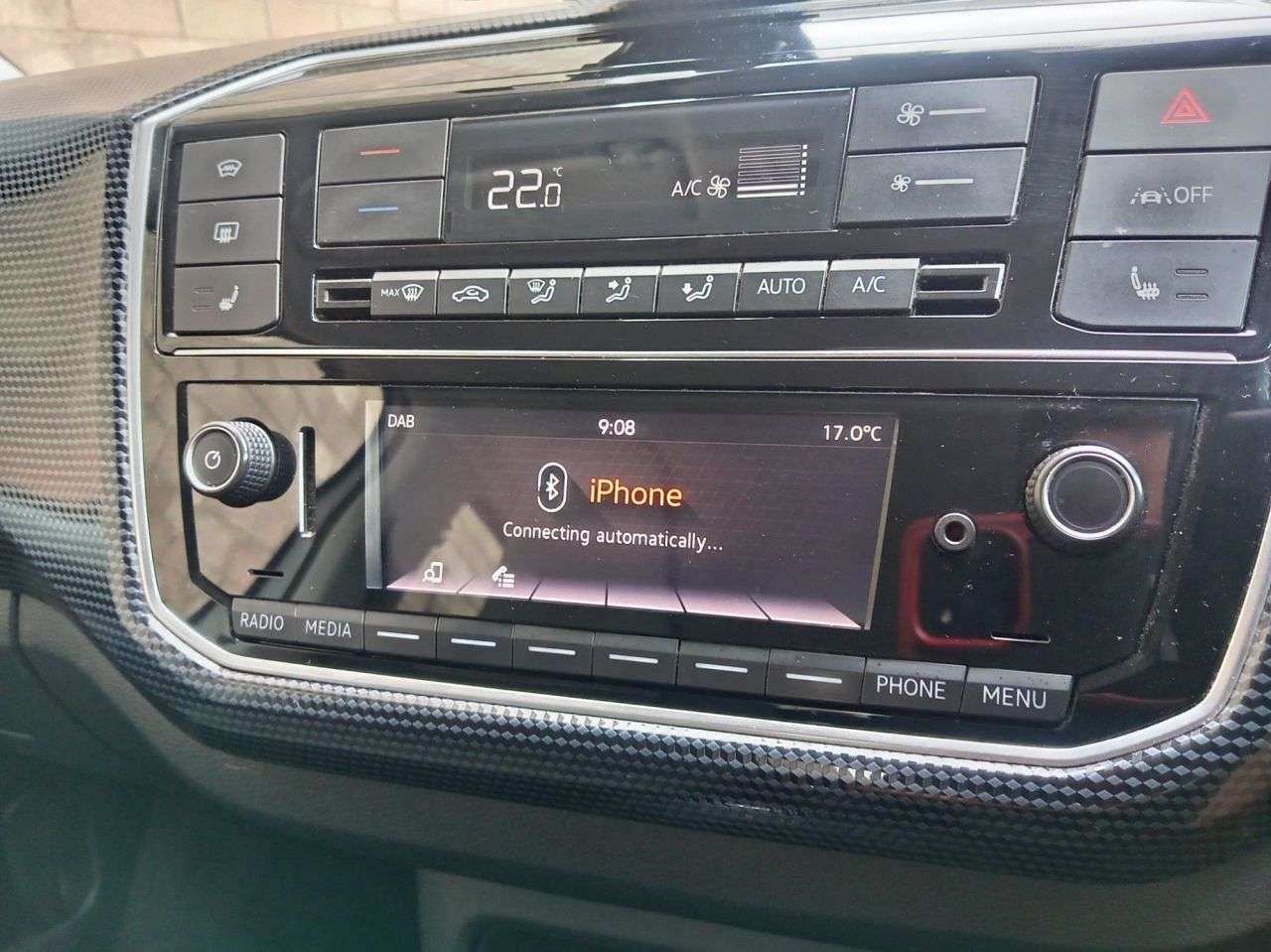 2022 VOLKSWAGEN E-UP! 2022 VOLKSWAGEN E-UP!